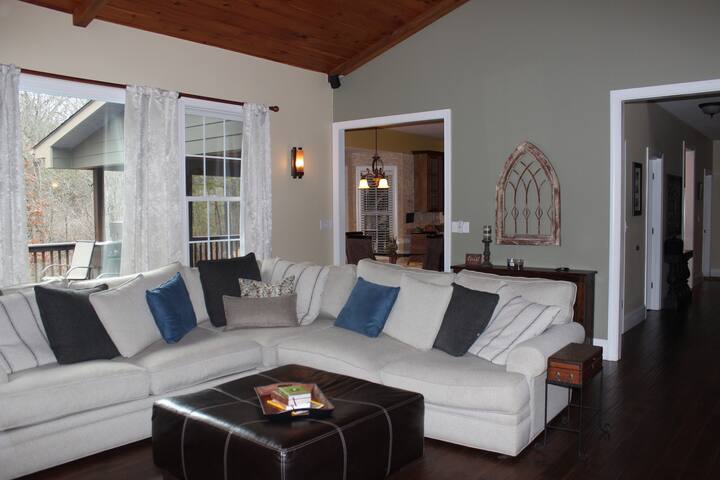 Beautiful Heavens Little Haven Two gallery image 3