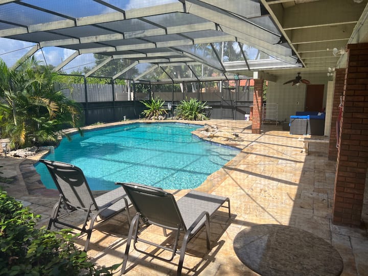 Kosher Airbnb by Aventura Mall Houses for Rent in Miami, Florida