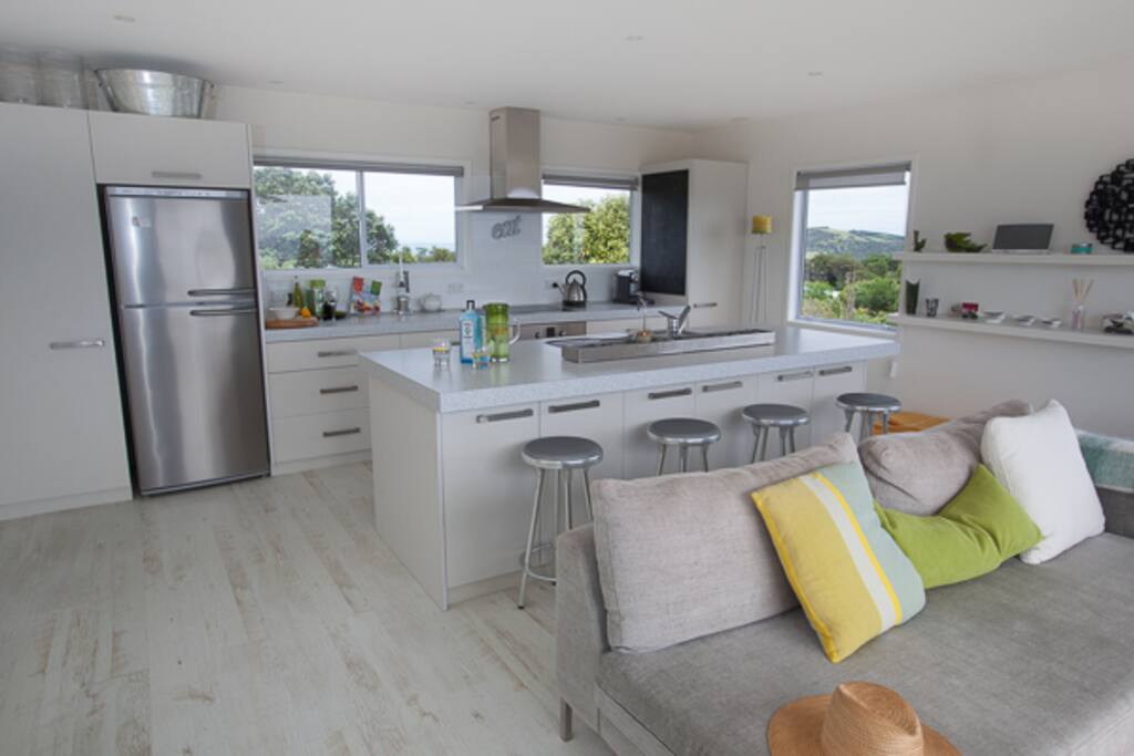 Open plan kitchen, dining and lounge
