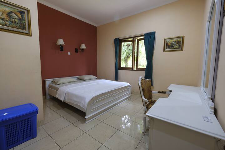 Kamar 1 -1