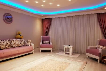 Luxury Furniture In 2020 Luxury Furniture Luxury Furniture Design Luxury Home Furniture