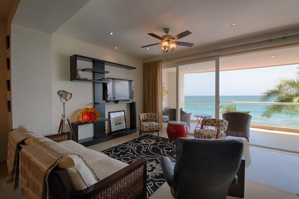 Living room 1