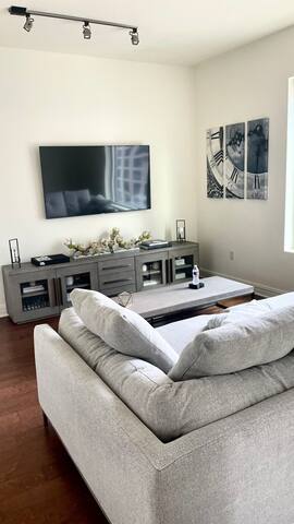 2 Spacious Bedrooms for ACL gallery image 3