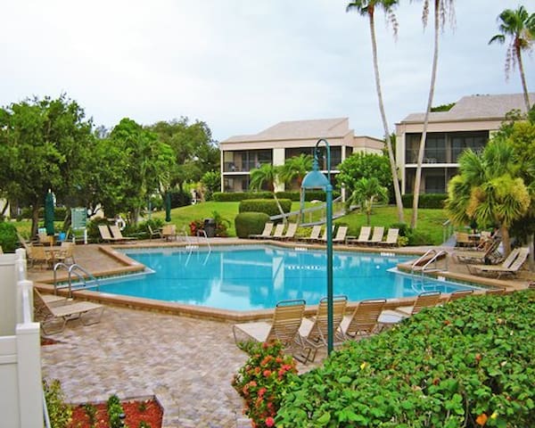 Sanibel Island Florida 2 Bdm Condo