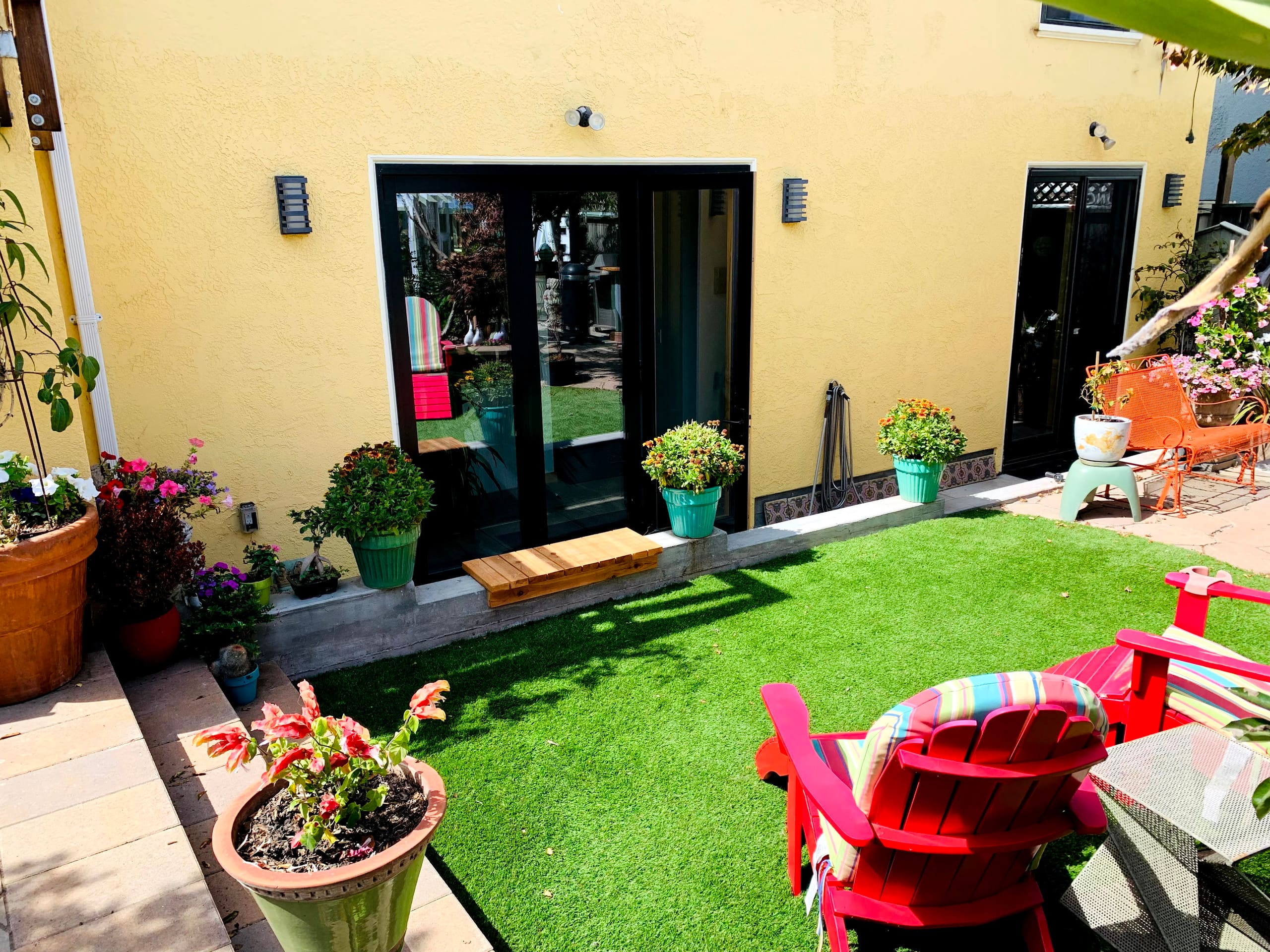 Entire one-bedroom apartment in the Cow House - Image 12
