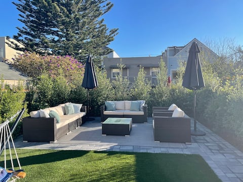 Top performing Airbnb: Cozy in-law suite: walk to the beach! in San Francisco