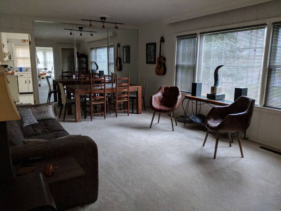 Living/Dining Room