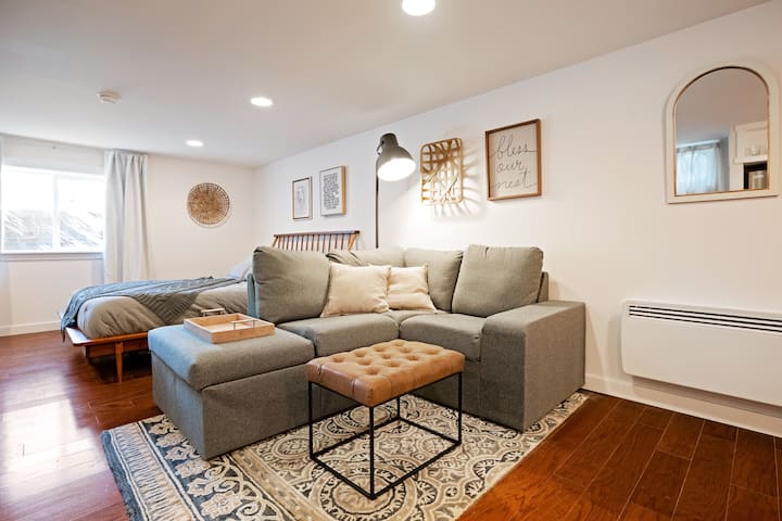 Private Stylish Studio • Walk To Ups & Restaurant - Emerald Queen Hotel & Casino