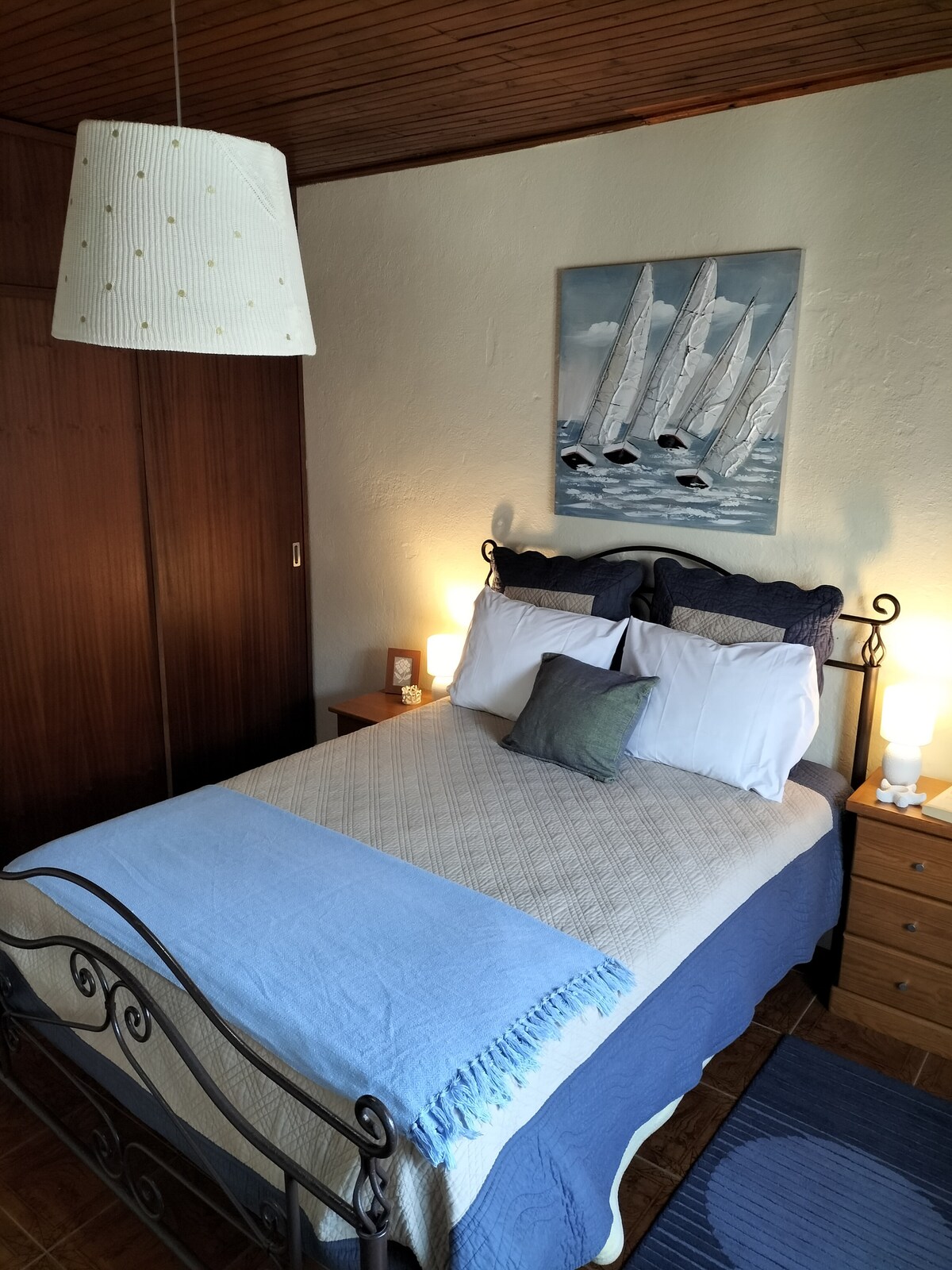 საძინებელი 1