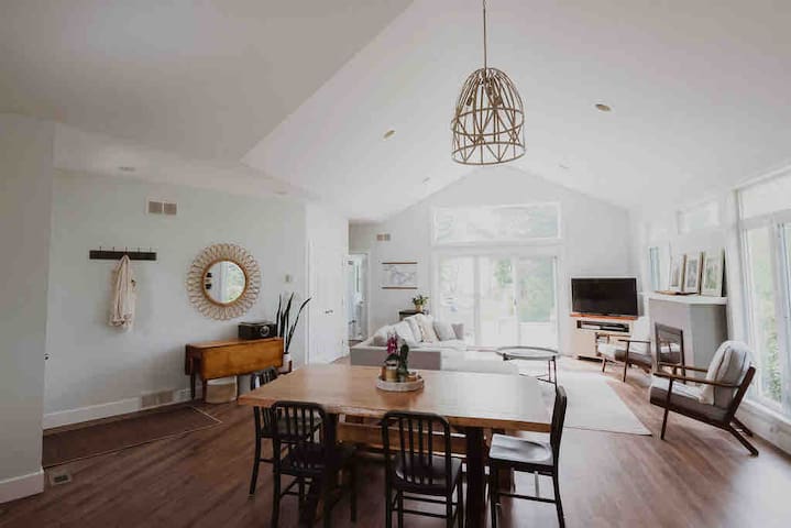 Sean And Jill managed Airbnb listing 2