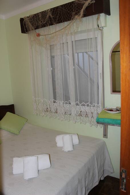 Room (1st floor)