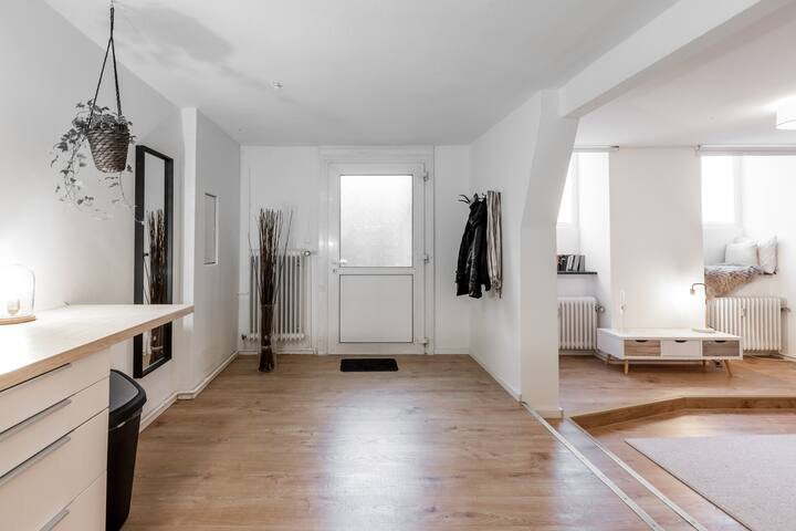 Arbio I Cosy Spacious Apart in Bergmannkiez gallery image 2