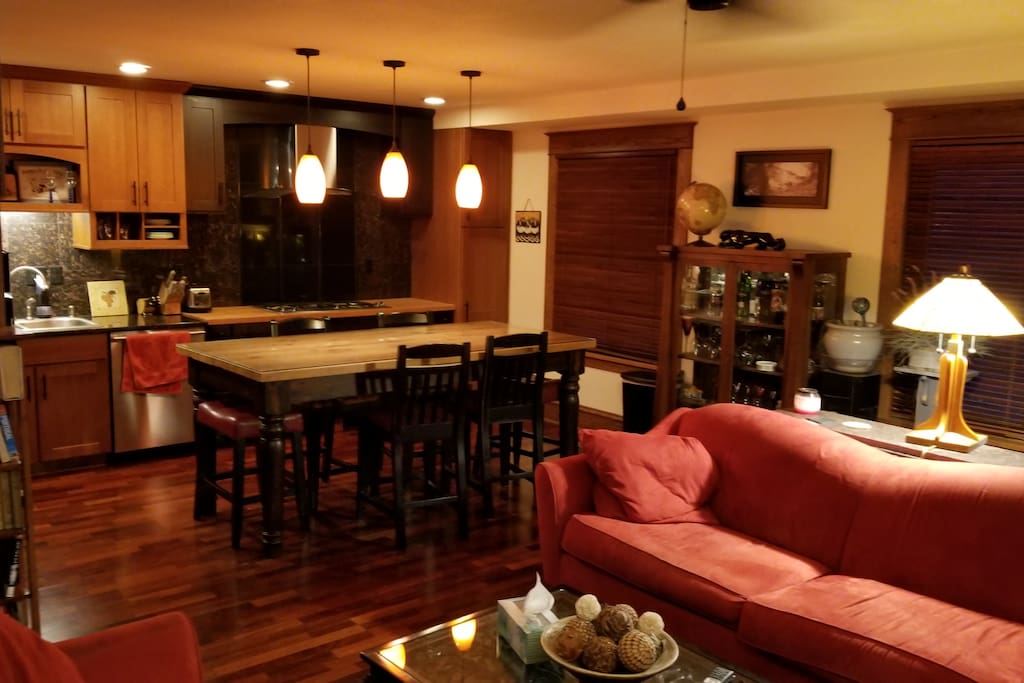 Living Room and Dining Room with Seating for Six