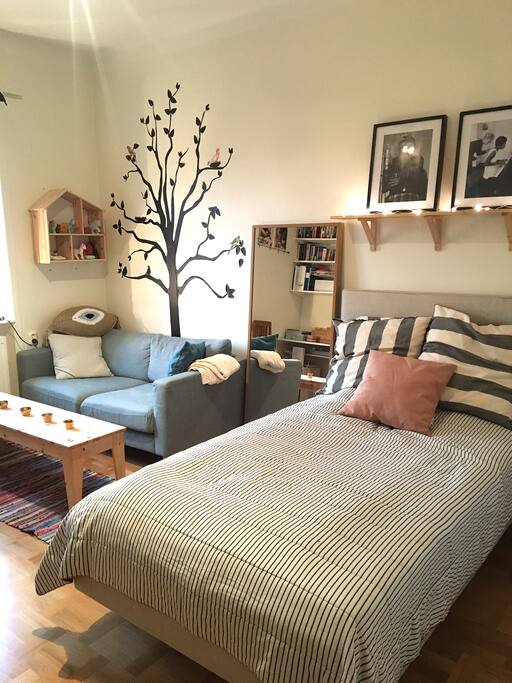 120 cm bed and 165 cm sofa.