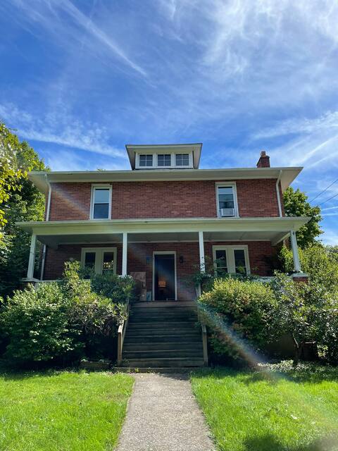 Ashwood Farmhouse