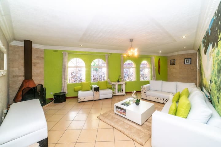 Beautiful Family Villa In Harare-villa Nungu - Harare