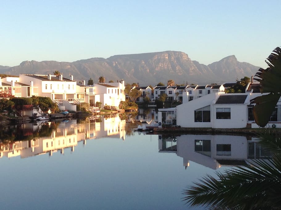 Early morning at Dabchick Quay in the Marina da Gama.