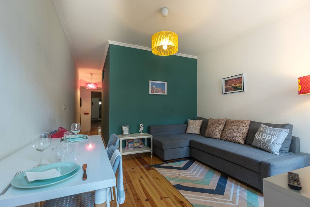 Living and Dining Room Area