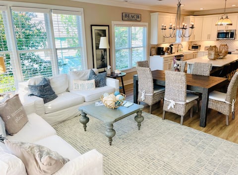 Popular Airbnb listing: Lagoon North-Quiet Street -Quick Walk to the Beach in Wrightsville Beach