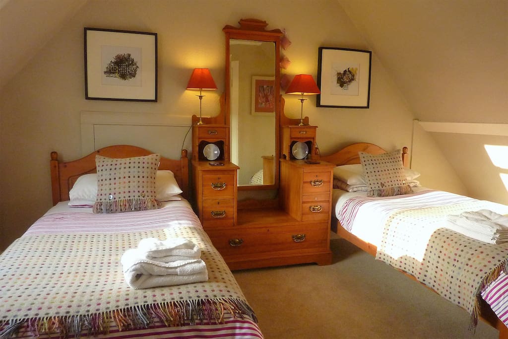 Tigh Bhan's , newly
refurbished Twin Room with comfortable mattresses