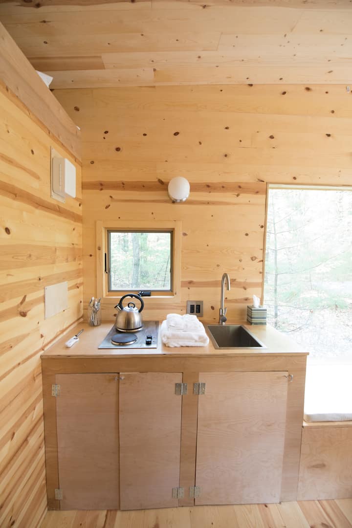 OffGrid Inn Unit 1 Tiny houses for Rent in Fall Creek, Wisconsin