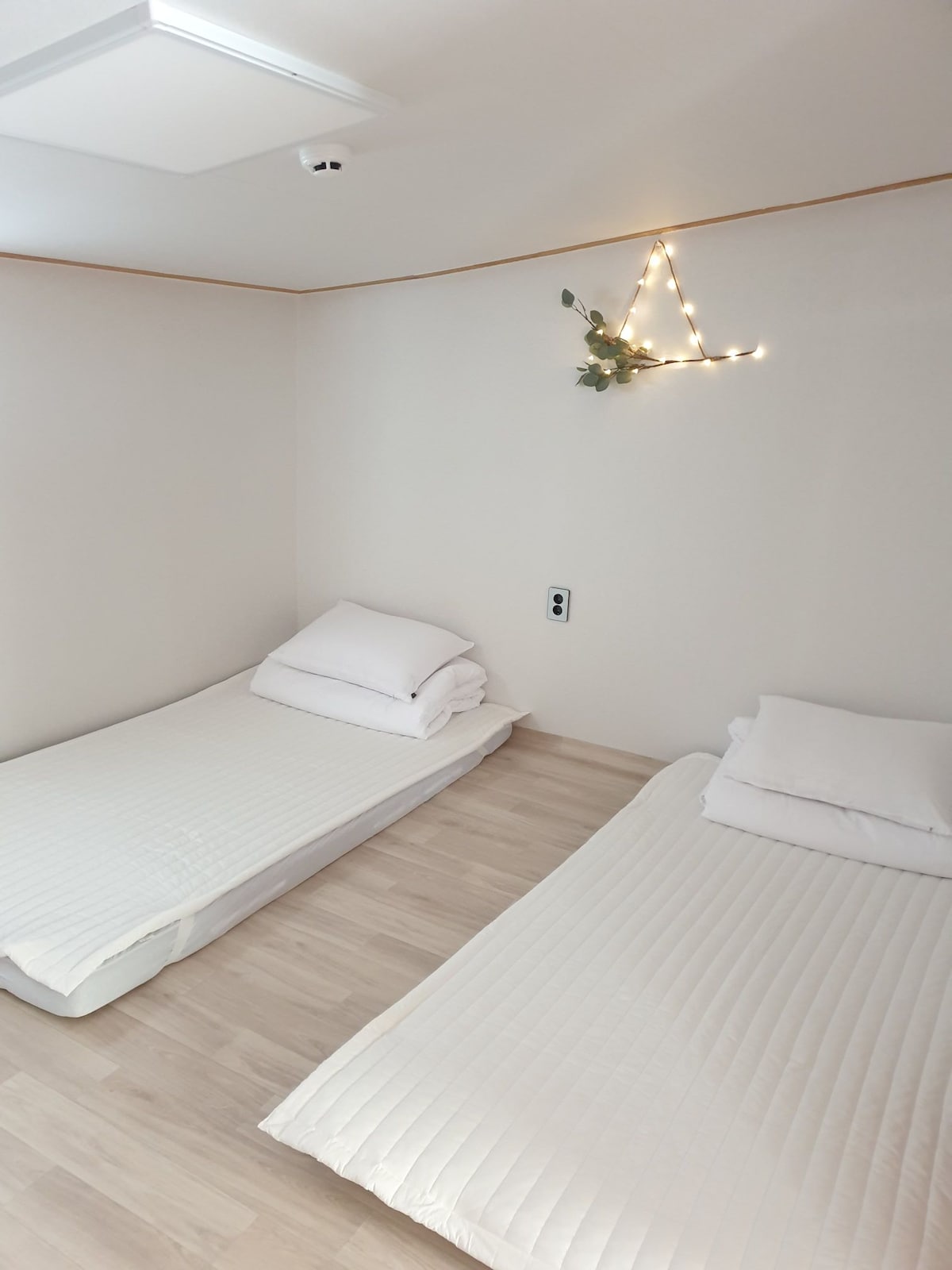 Uređen je samo za 3 ili više osoba.