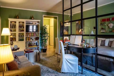 Annuncio Airbnb popolare: Loft with balcony in the historic center, Wi-Fi, air conditioning a Palermo