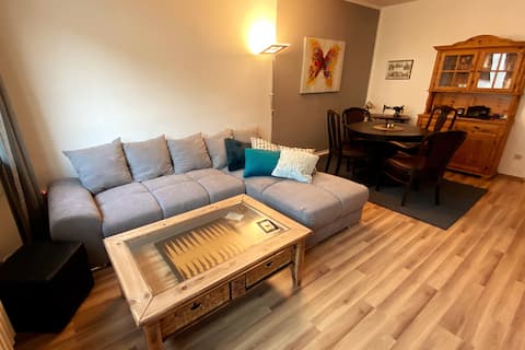 Erfolgreiche Airbnb-Immobilie: Located: Belgian Quarter of Cologne in Neustadt/Nord