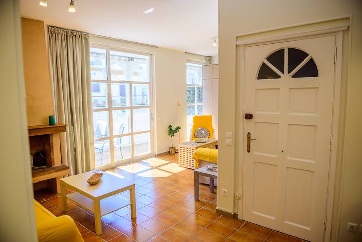 Two apartments at the same building, Plaka area gallery image 3