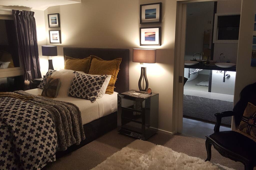 Soft, warm ambient evening lighting options.....
