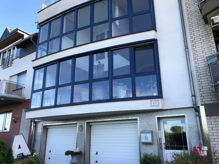 Large apartment right on the Rhine near Bonn and Cologne Apartments for Rent in Niederkassel