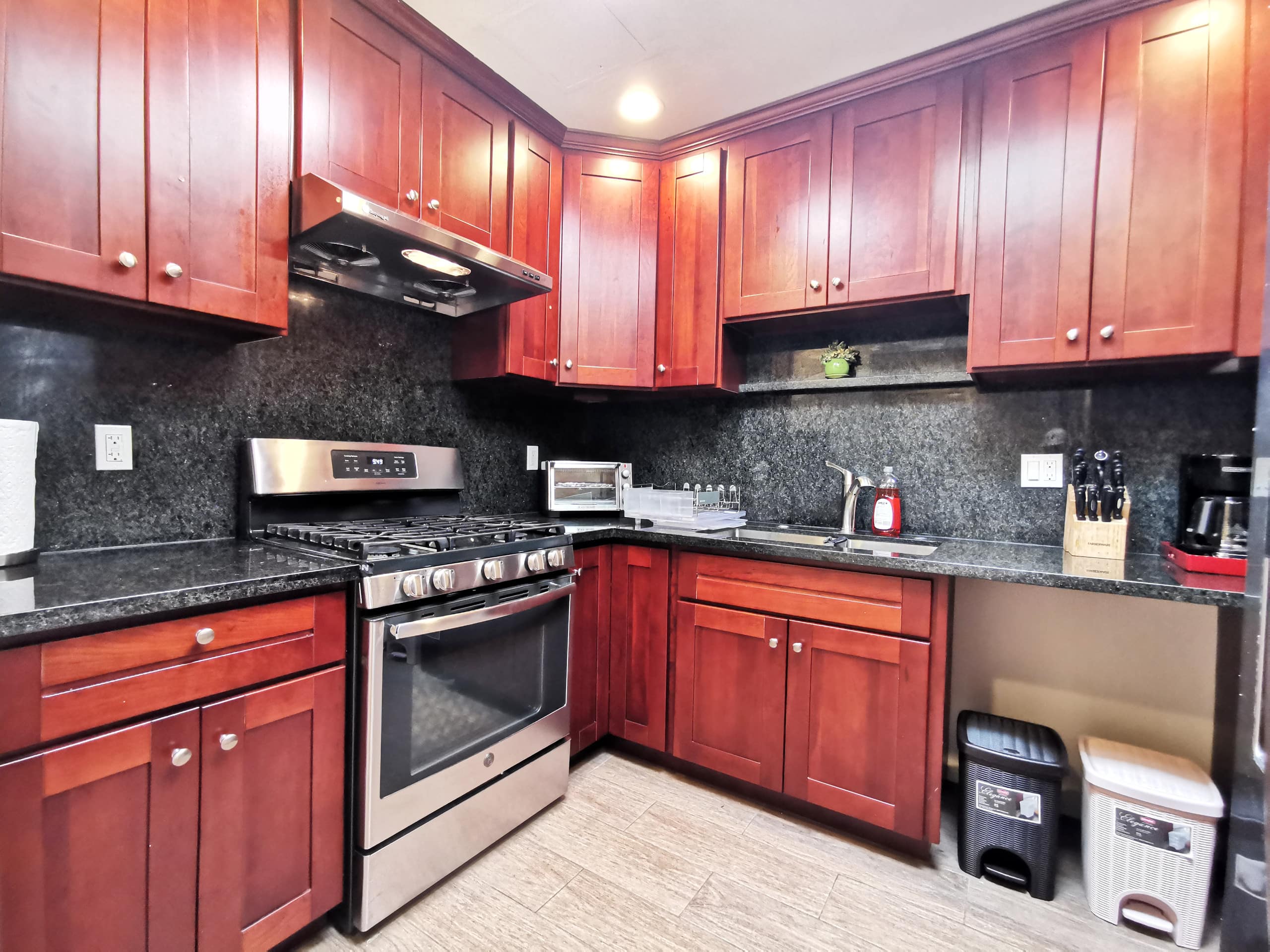 Townhouse in San Francisco · ★4.9 · 3 bedrooms · 3 beds · 3 baths - Image 5