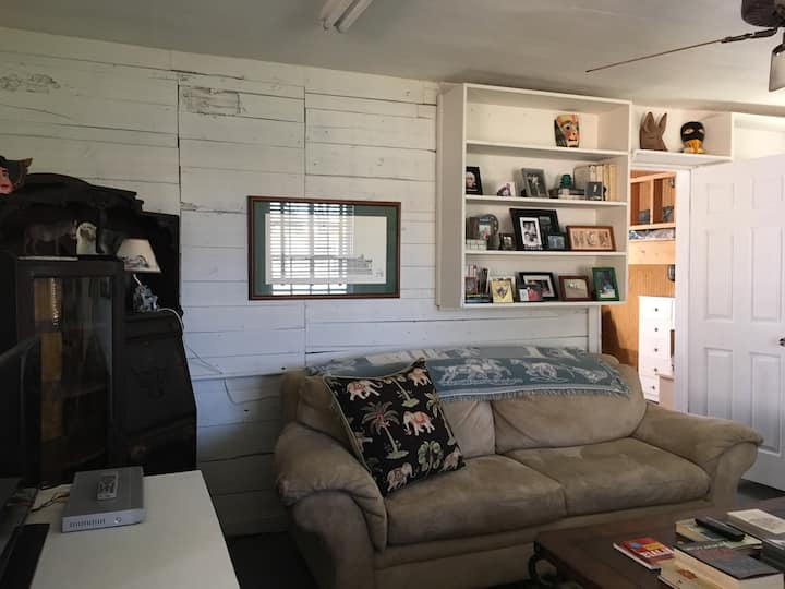 Carriage House In Bastrop - Bastrop, TX