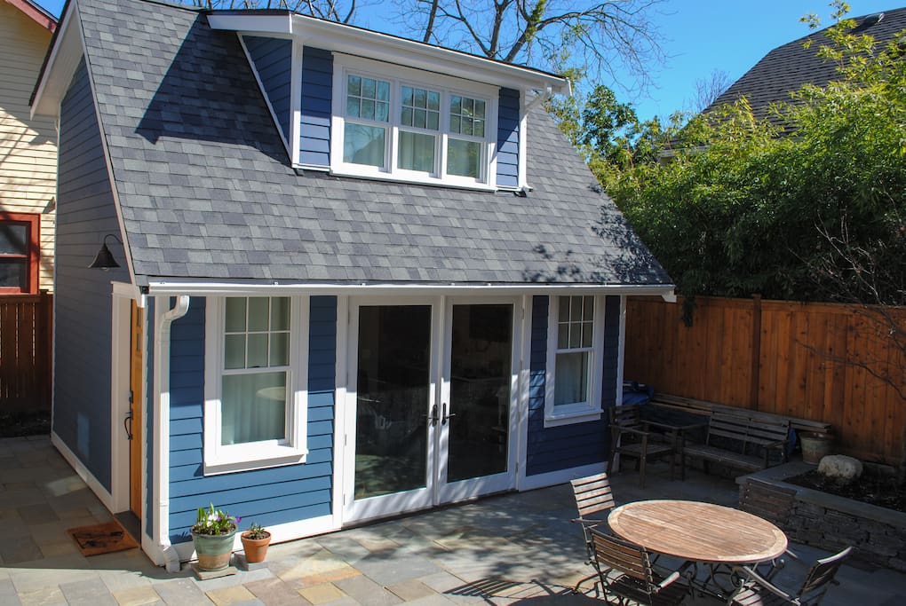 Private cottage opens up to new, large, light-filled bluestone patio