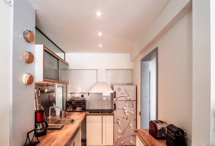 Acropolis View “Peripatos” Apartment gallery image 5