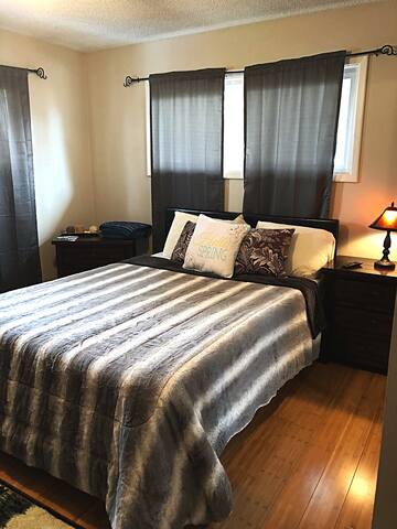 Near Crater Lake w/ Mt. Shasta views (& Hot Tub)