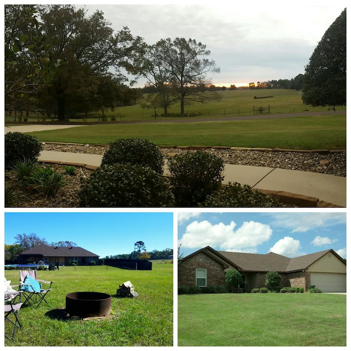 Beautifully furnished country home with a pool