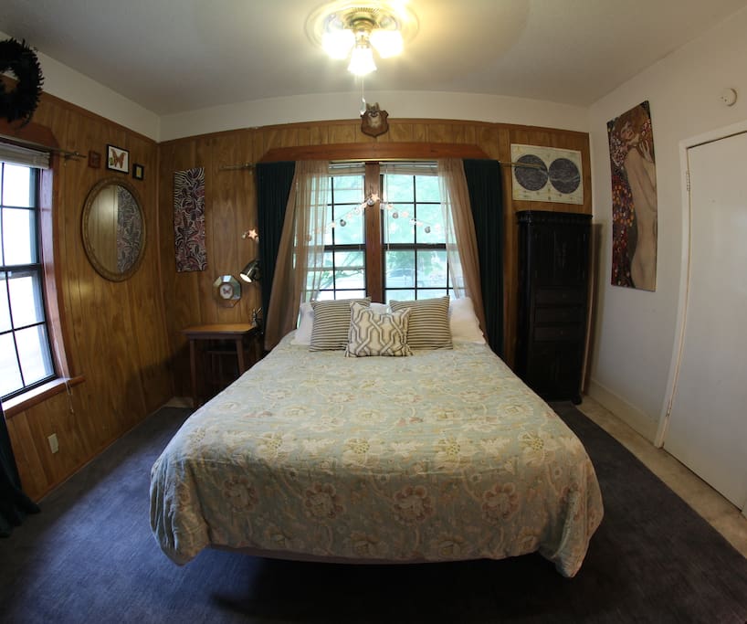Cozy bedroom