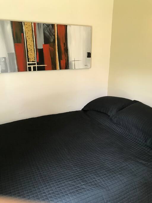 Chambre principale lit double