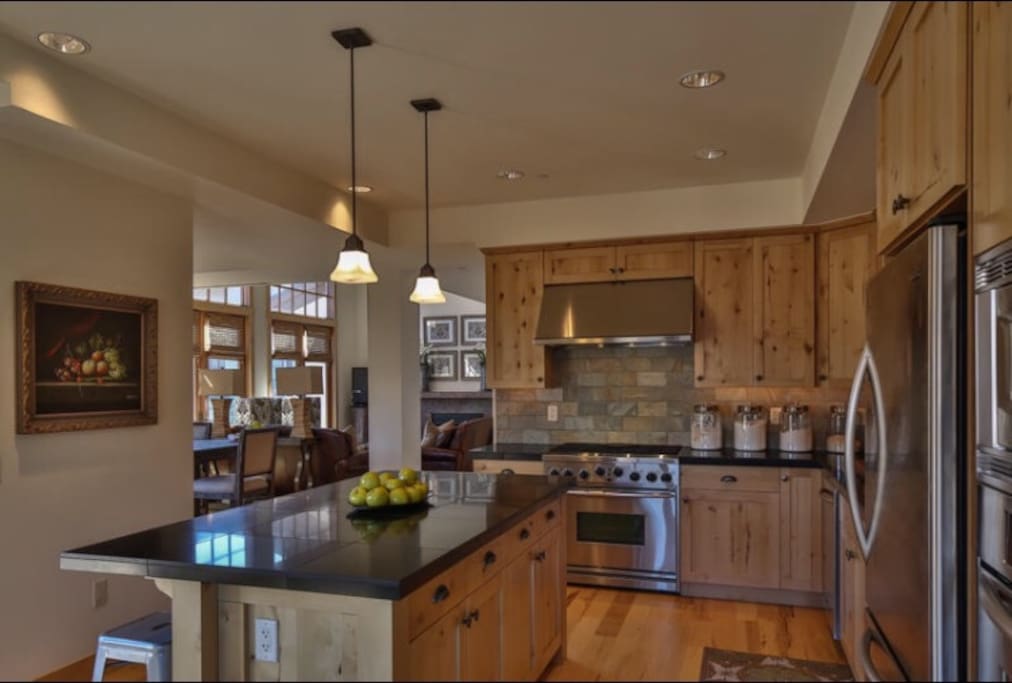 Great open fully stocked kitchen