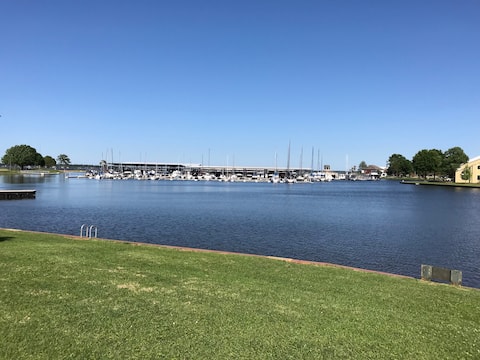 Popular Airbnb listing: Waterfront on Lake Conroe in Houston Suburbs