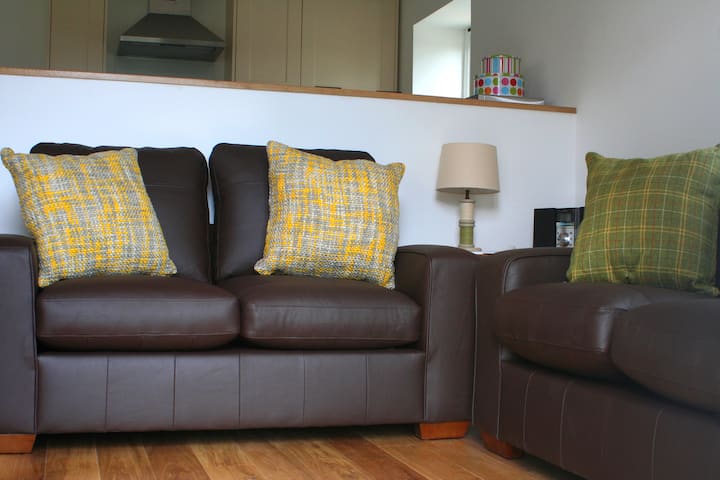 The Old Dairy 5stargold, Garden, Parking, Wildlife - Troon