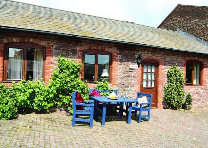 Bridle Cottage in beautiful Hereford Countryside Cottages for Rent in