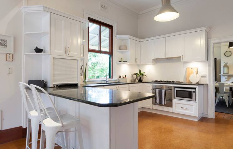 CHARACTER FILLED MOSMAN HOME gallery image 4