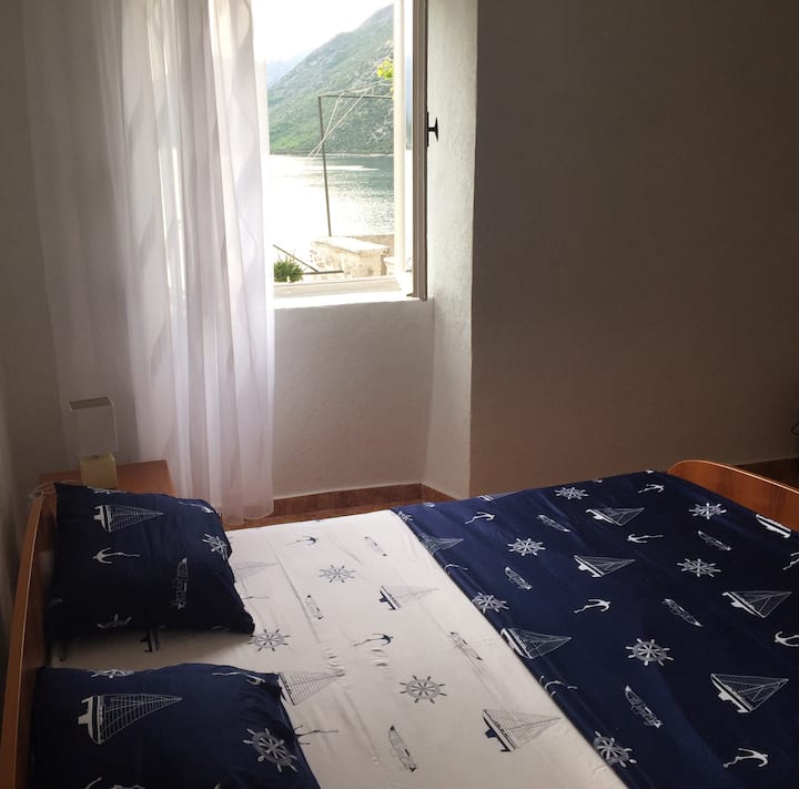 Spavaća soba 1