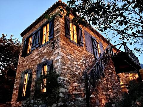 IONIA Villas "Goat House"