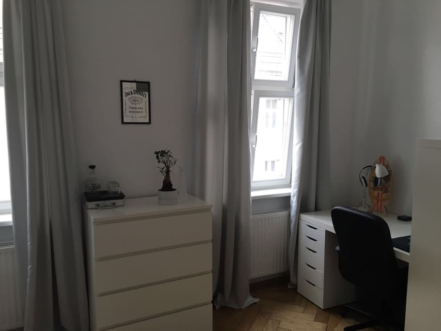 dein Raum - your room