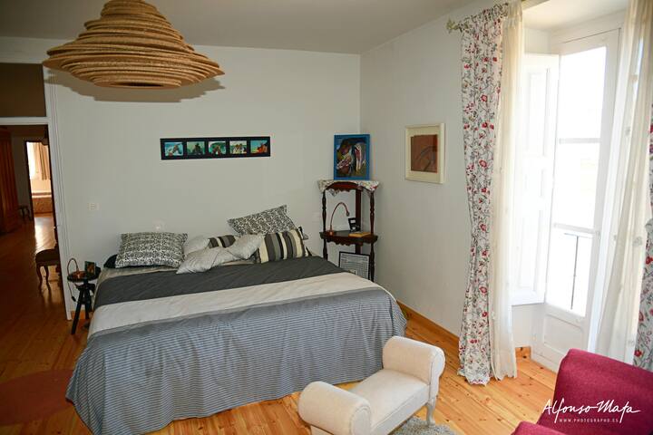 Chumba cha kulala 4, ghorofani, vitanda 2.