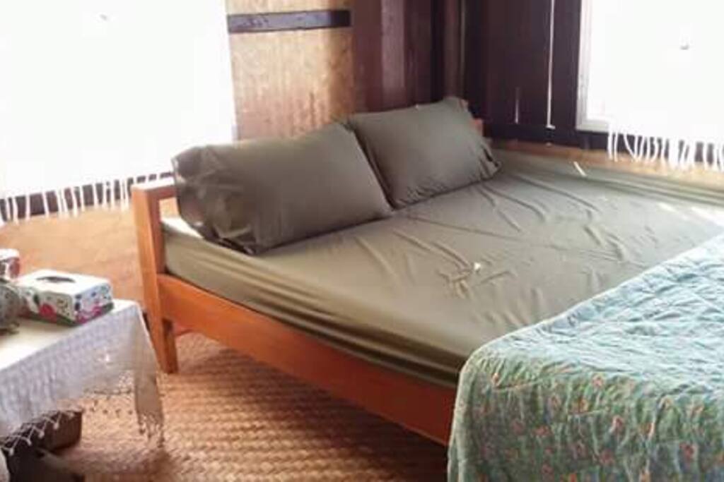 Bed room