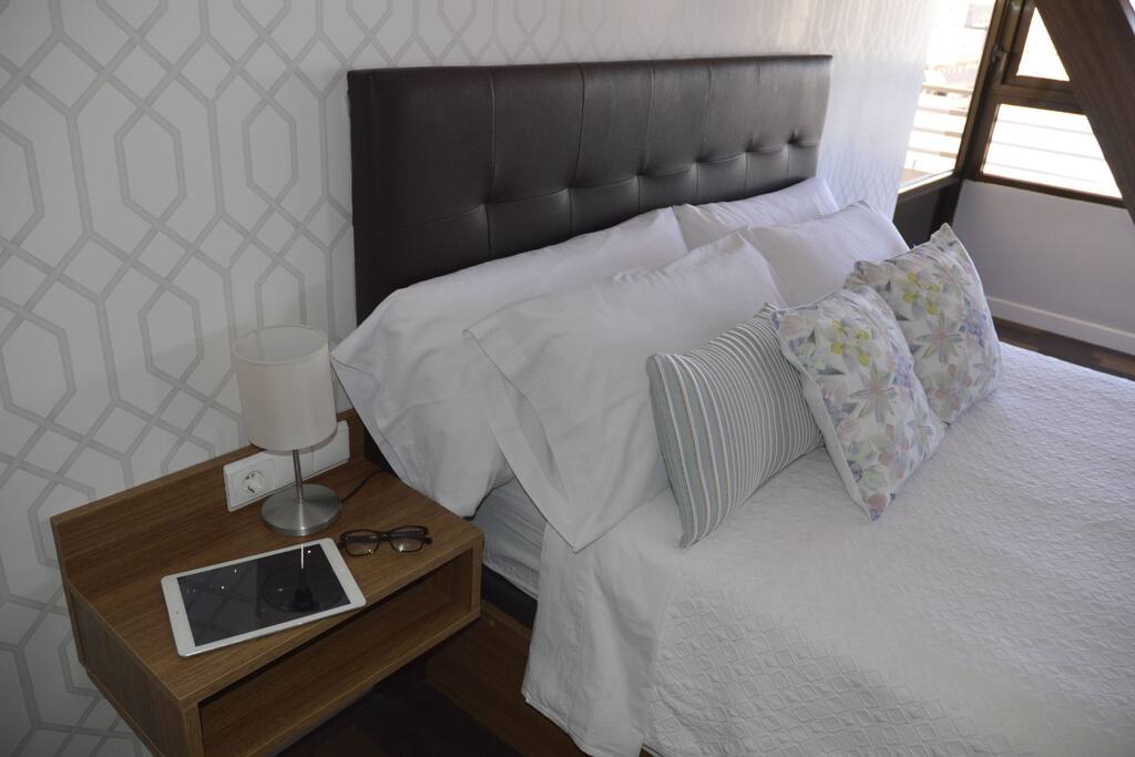 Cama amplia y cómoda